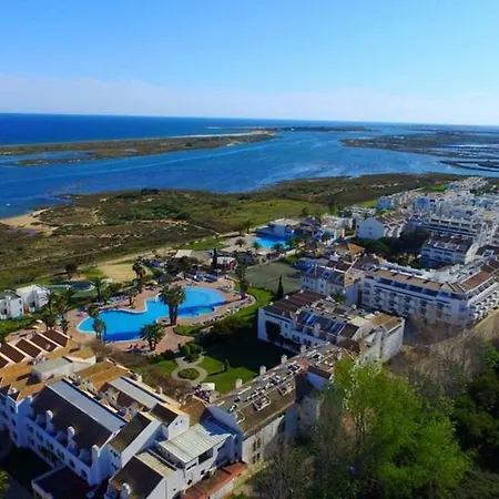 Excellent Golden * Cabanas De Tavira